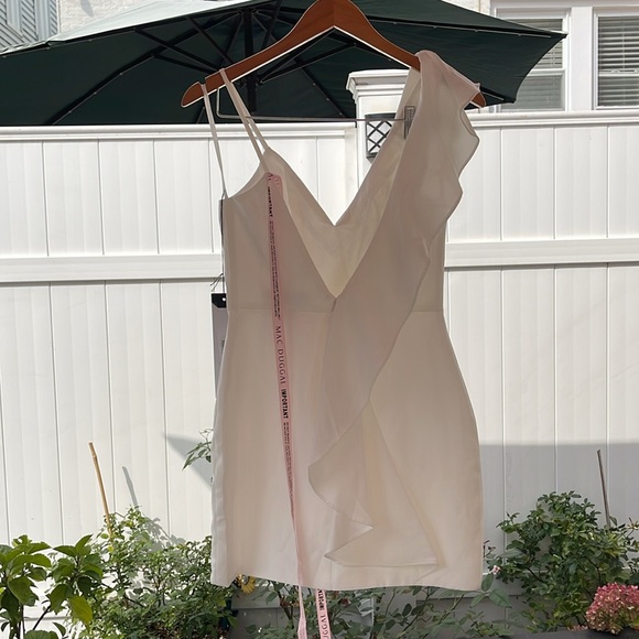 Ieena x Mac Duggal - White Asymmetrical Ruffle Mini Cocktail Dress Size 2 - Picture 8 of 12